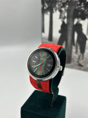 Gucci Kırmızı Unisex Kol Saat S765