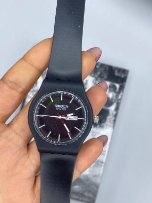 Swatch Silikon Kordon Siyah Unisex Saat S135 
