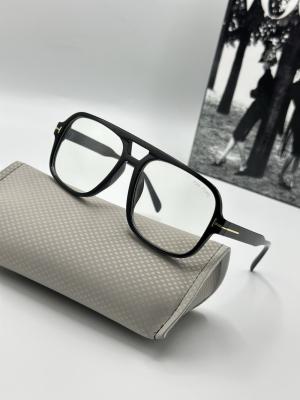 Tom Ford Siyah Çerçeve Şeffaf Cam Unisex Güneş Gözlüğü  G1984-VLL